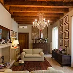Palazzo Fracastoro 3* Verona