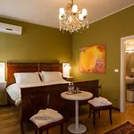 Palazzo Fracastoro 3*