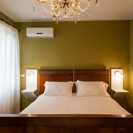 Palazzo Fracastoro 3* Verona